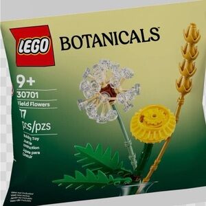 LEGO Botanicals Field Flowers with Green and Yellow
